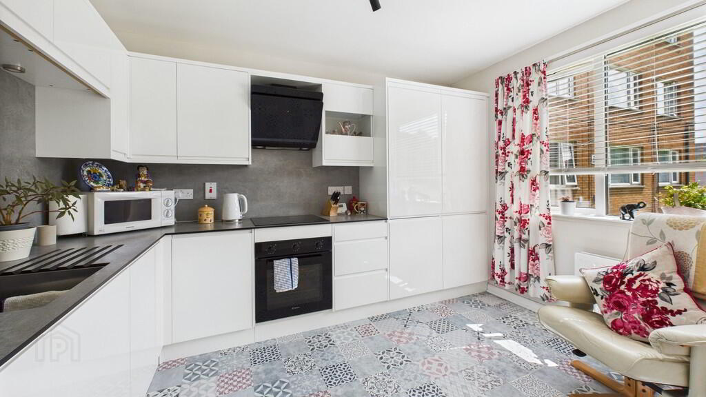 25 Donard Court 8 of 17
