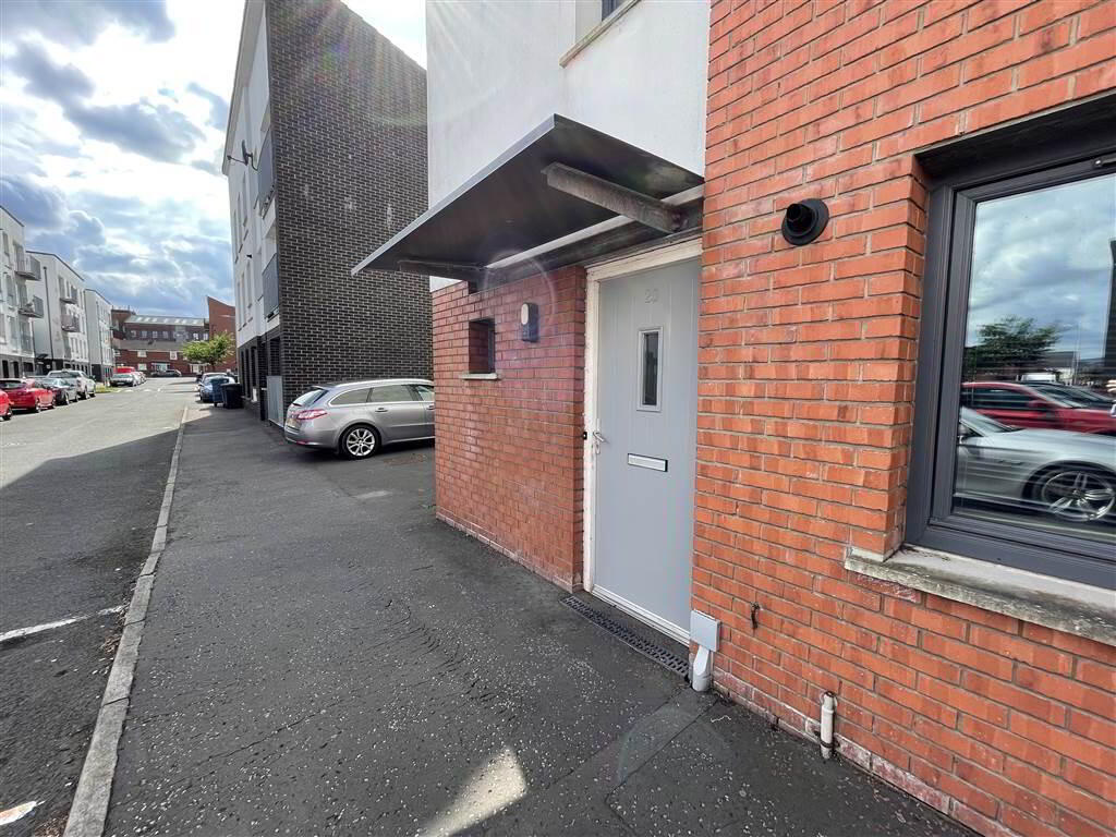 20 Ross Mill Avenue 2 of 17