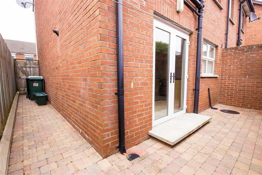 12a Glenhoy Drive 7 of 10