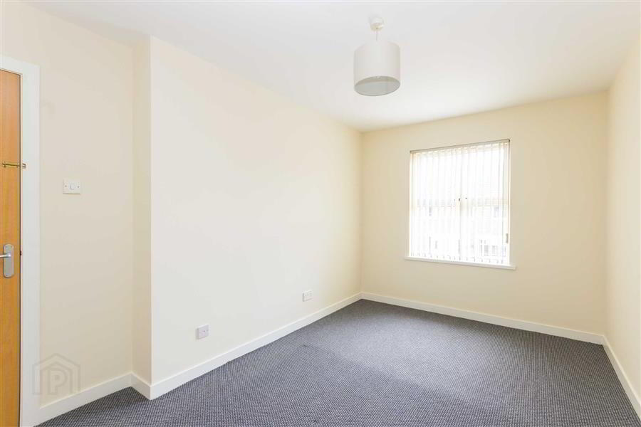 12a Glenhoy Drive 8 of 10