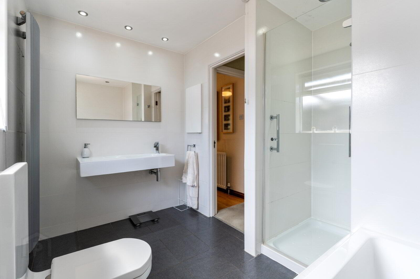 25 Coniston Road 20 of 46