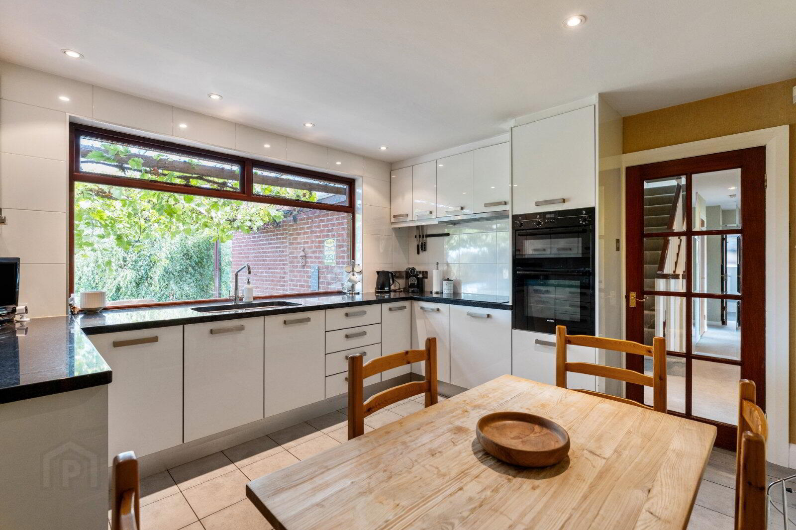 25 Coniston Road 11 of 46