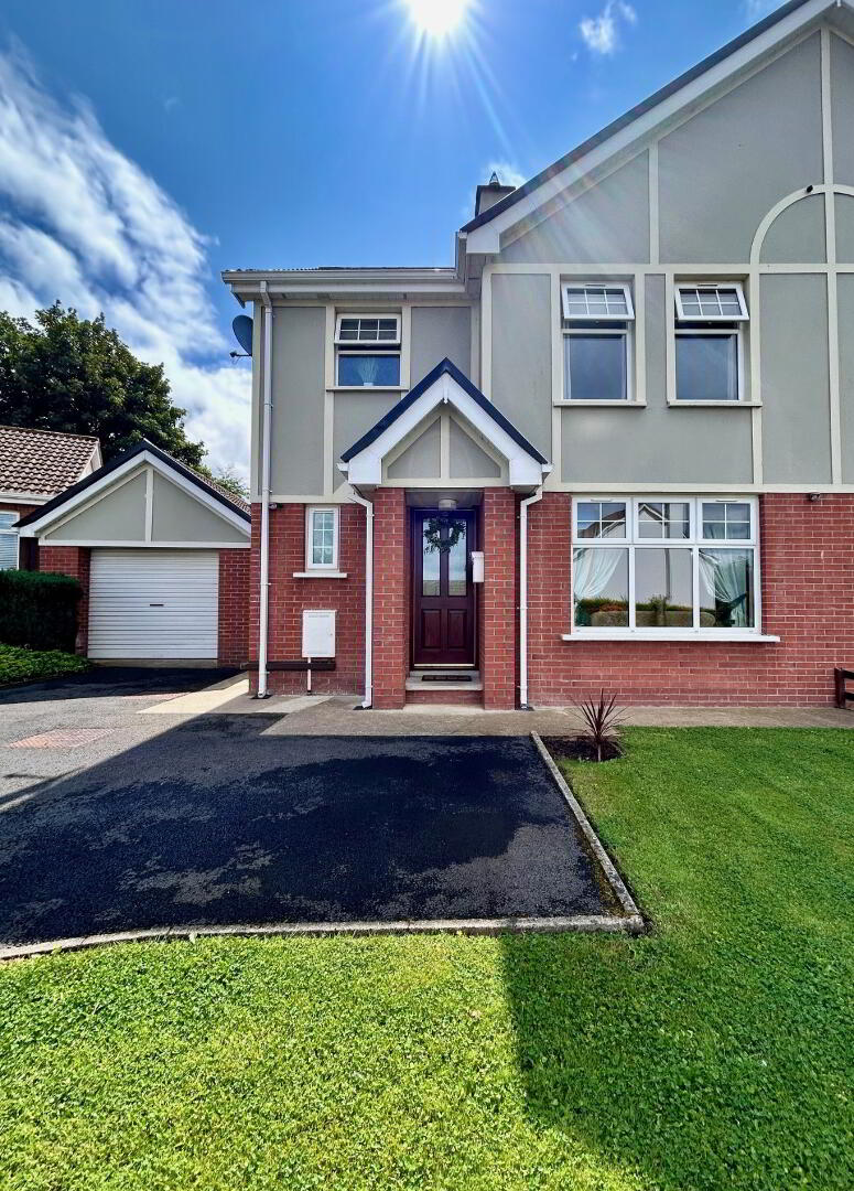 33 Tulacorr Gardens 1 of 16