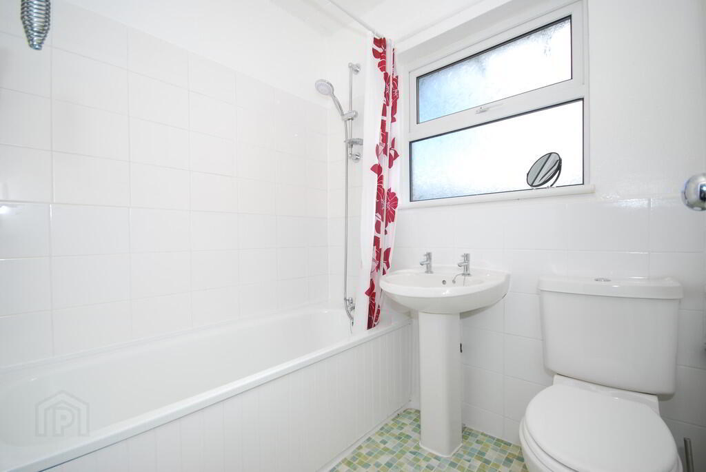 20 Breda Road 8 of 9