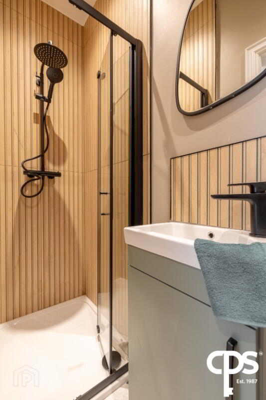 82 Northbrook Street 32 of 32