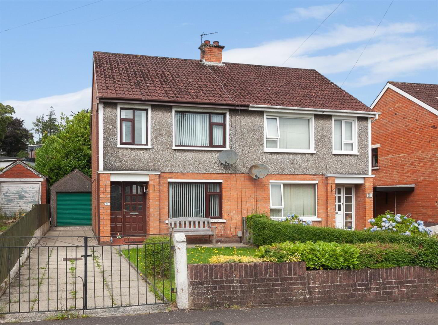 90 Elmfield Road 1 of 22