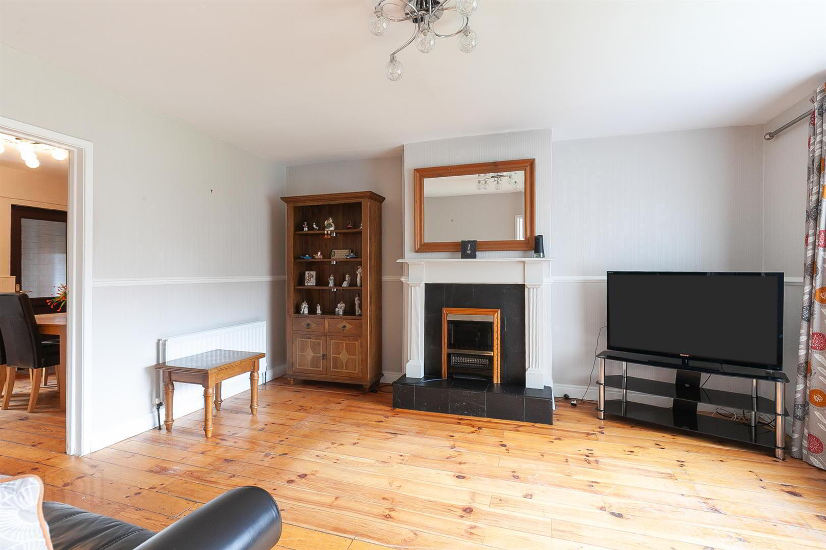 90 Elmfield Road 5 of 22