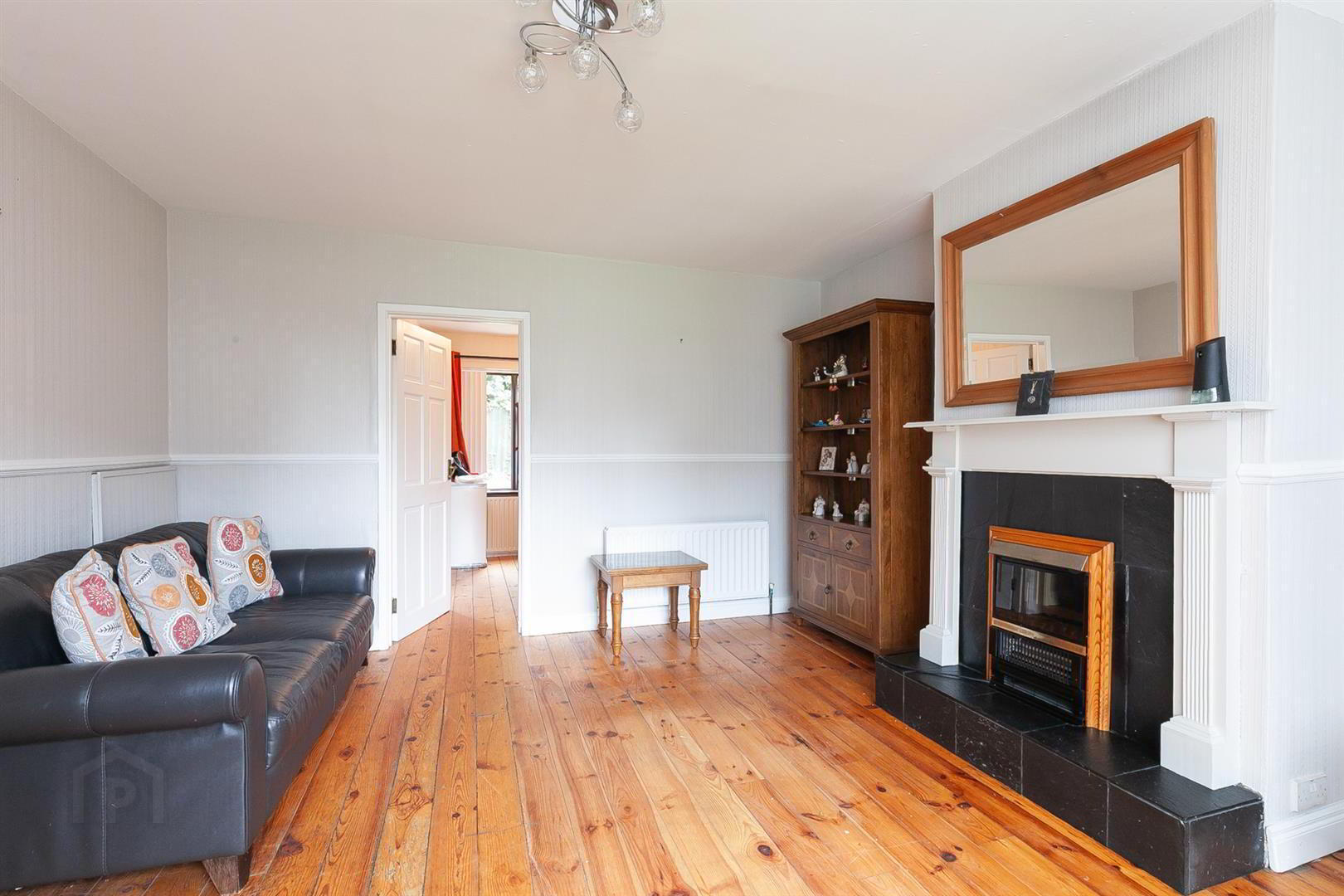 90 Elmfield Road 7 of 22