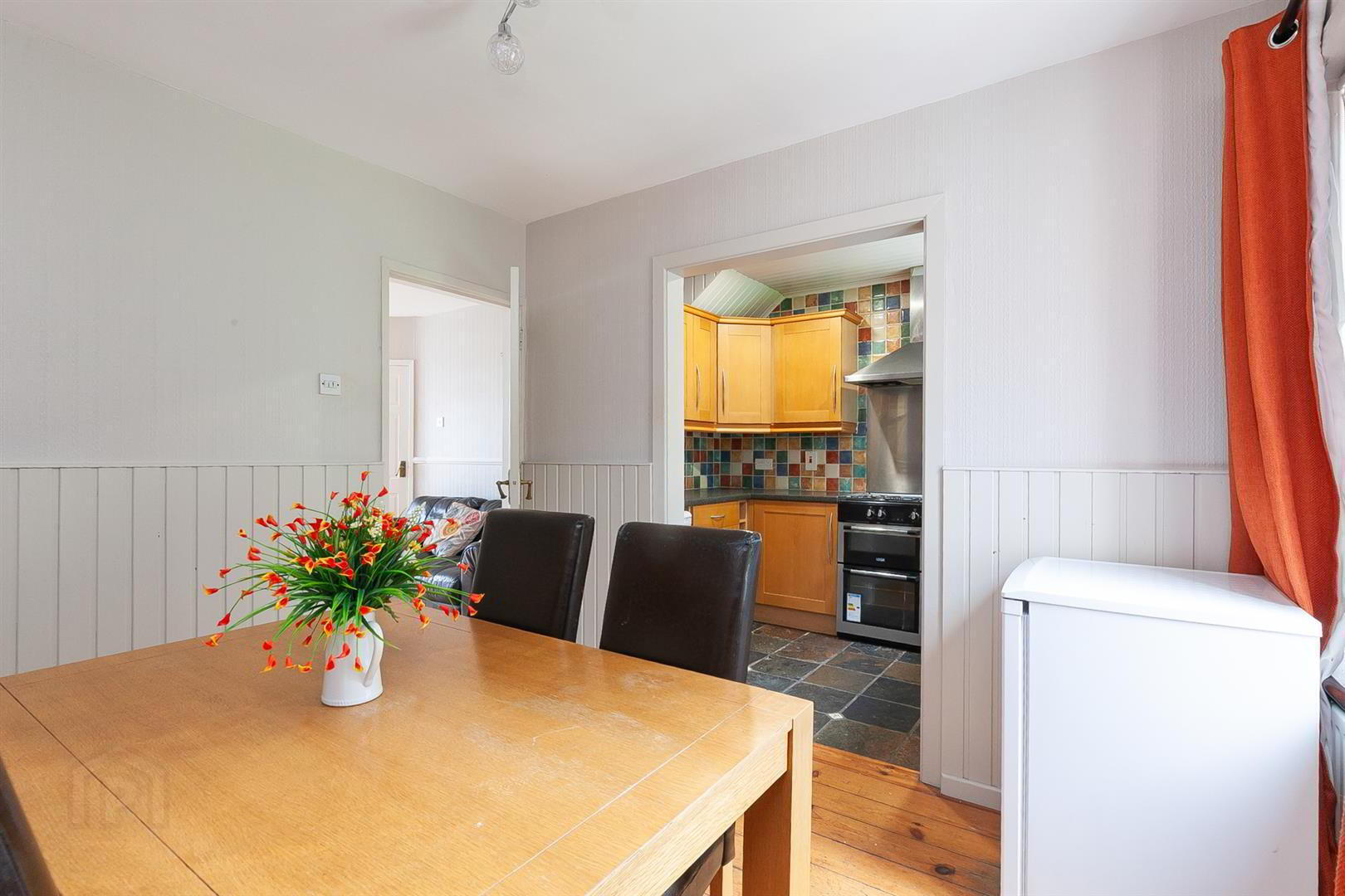 90 Elmfield Road 10 of 22