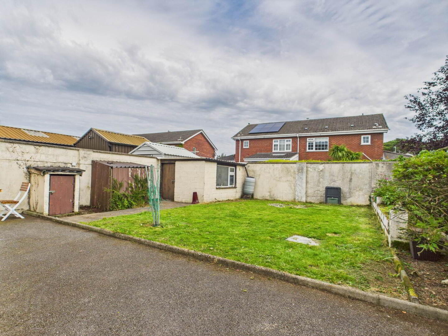 2 Tonlegee Lawns 20 of 27