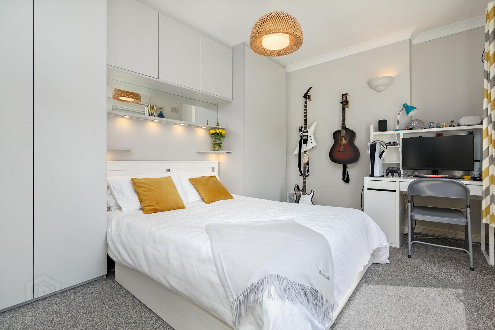 1 Hawthorn Court 17 of 39