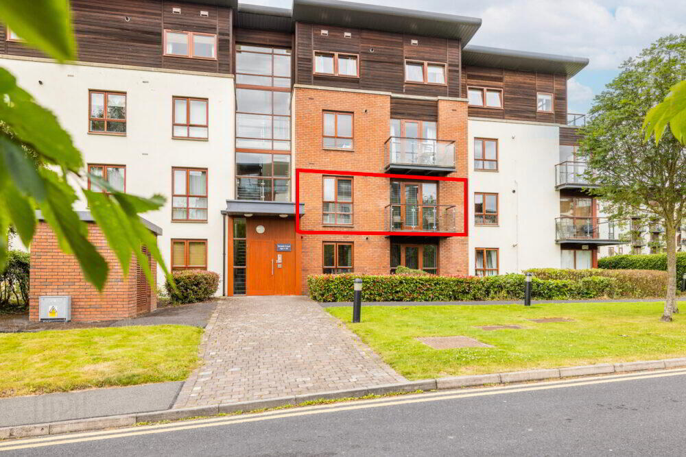 Apt 10, Temple Court 1 of 14