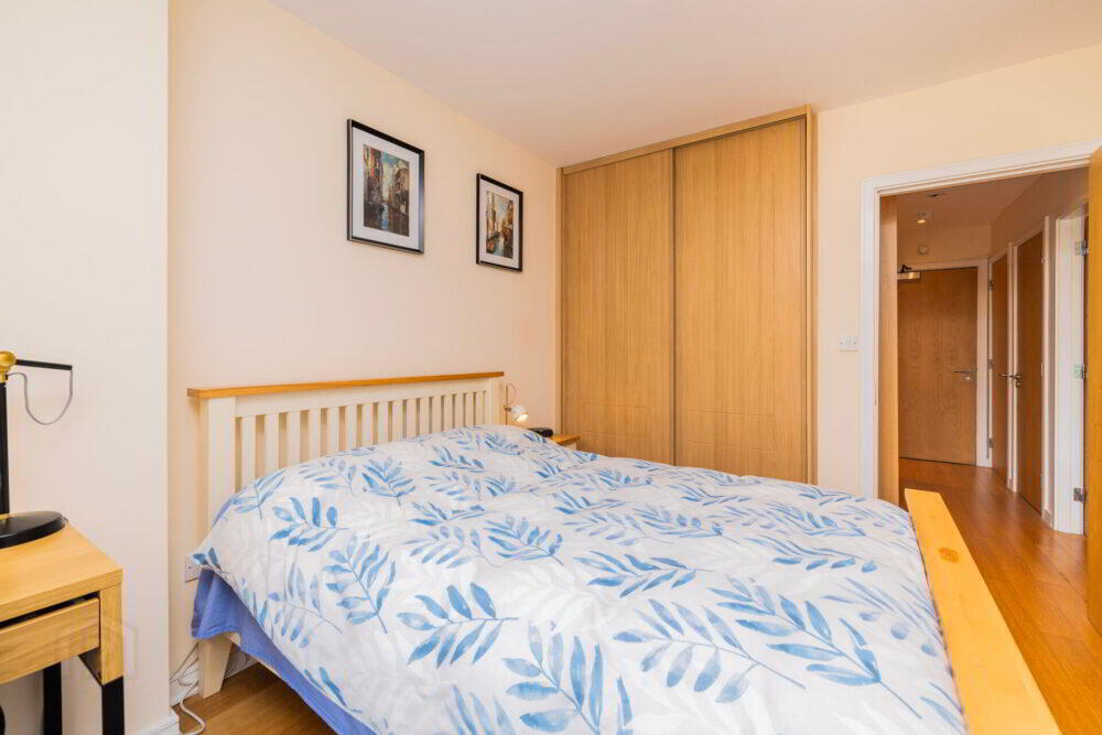 Apt 10, Temple Court 9 of 14
