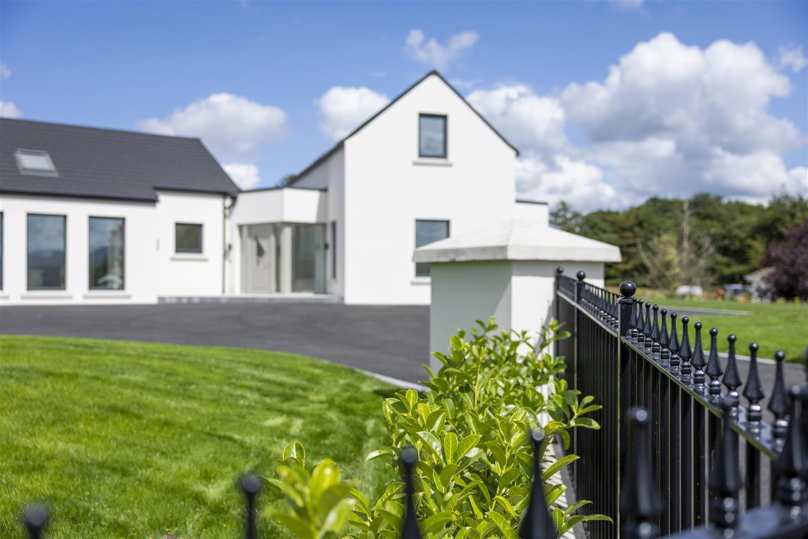 424 Foreglen Road 3 of 67