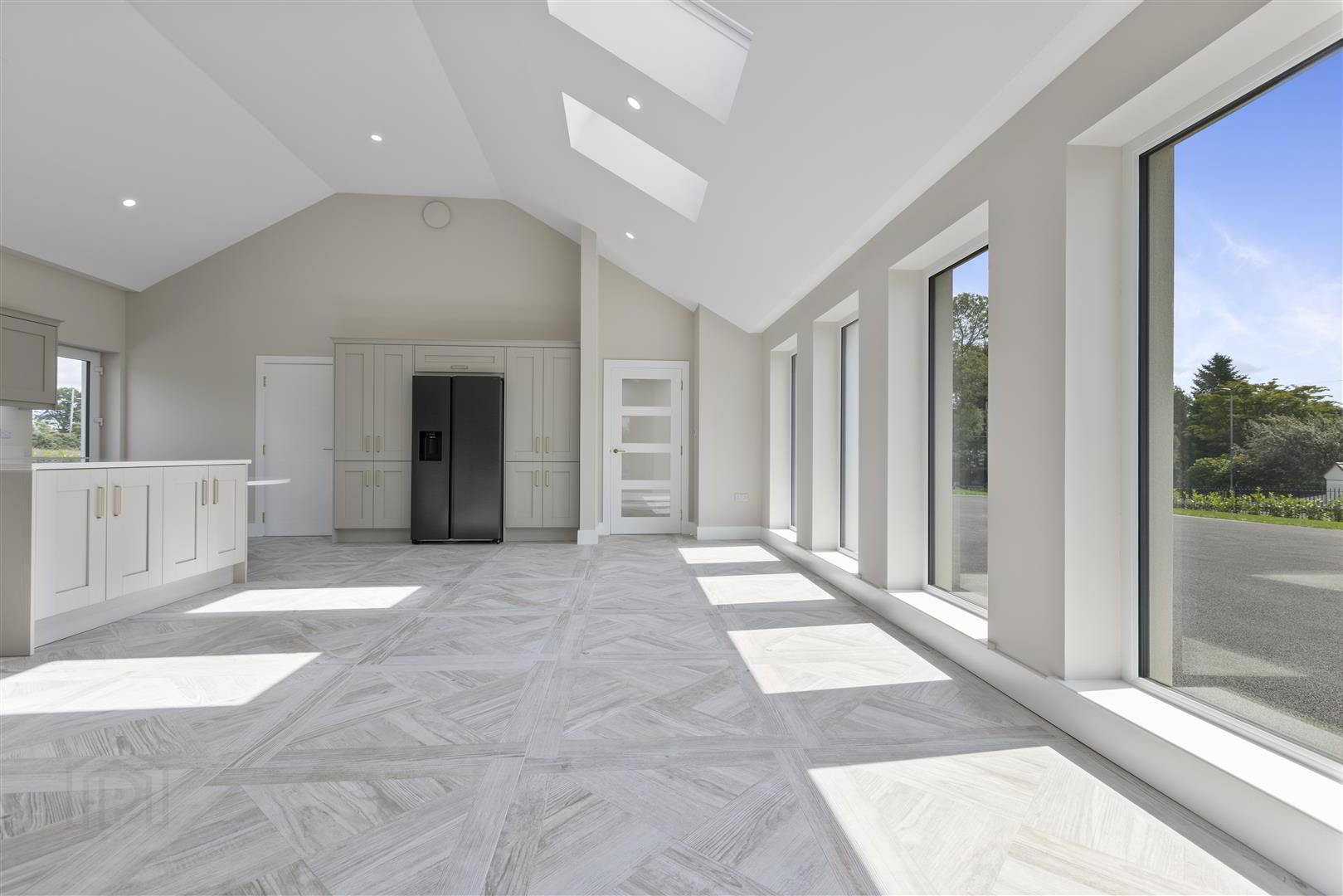 424 Foreglen Road 7 of 67