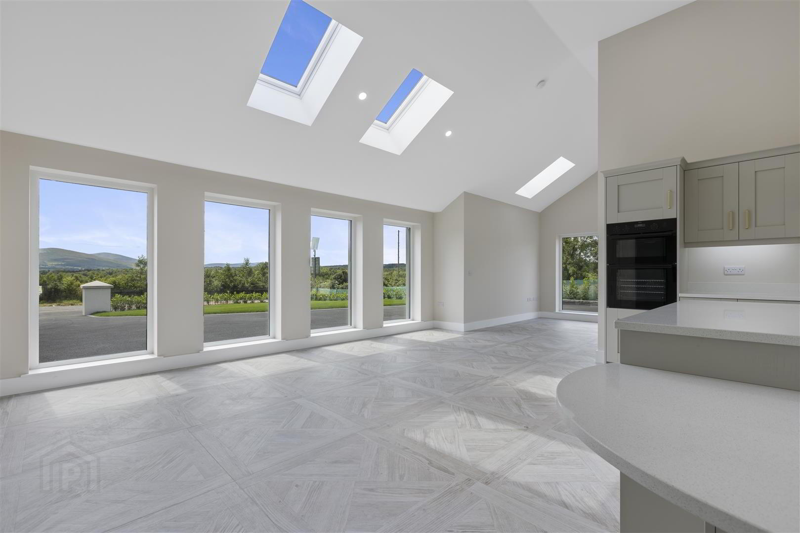 424 Foreglen Road 17 of 67