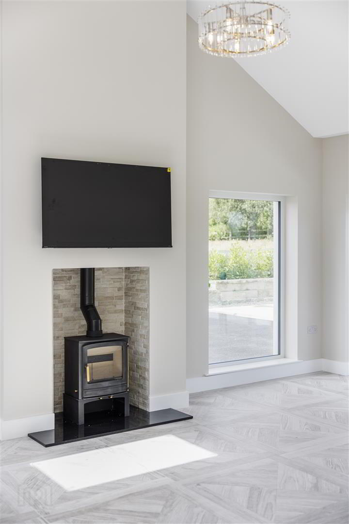 424 Foreglen Road 19 of 67