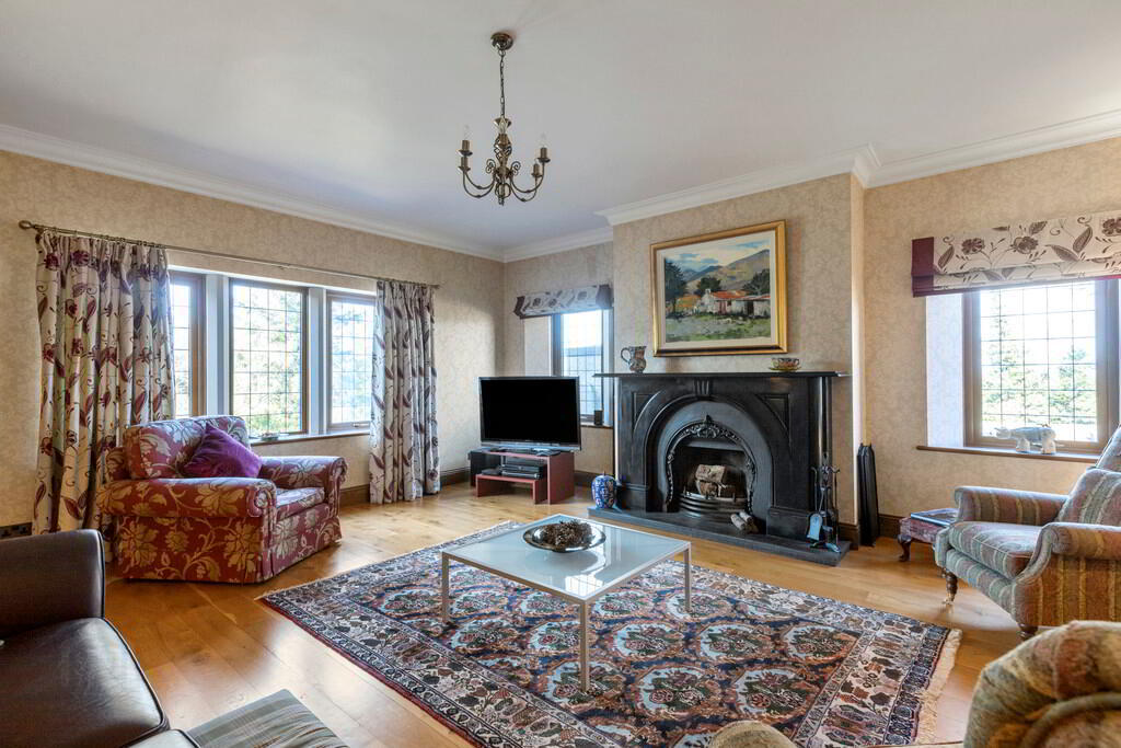 35 Edenticullo Road 7 of 50
