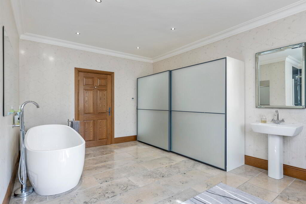 35 Edenticullo Road 30 of 50