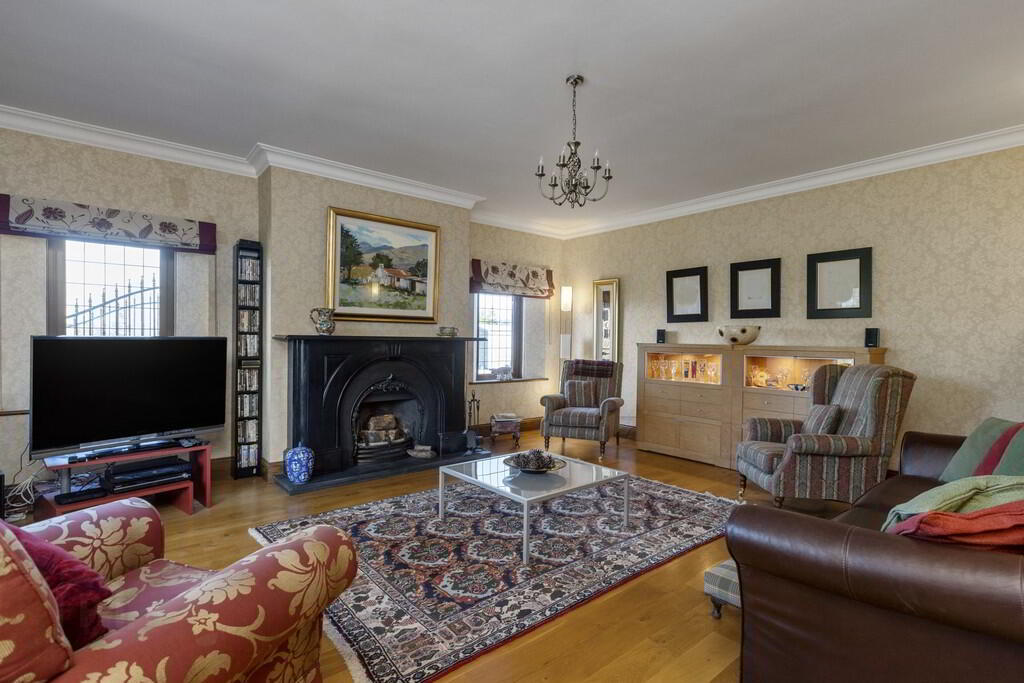 35 Edenticullo Road 9 of 50