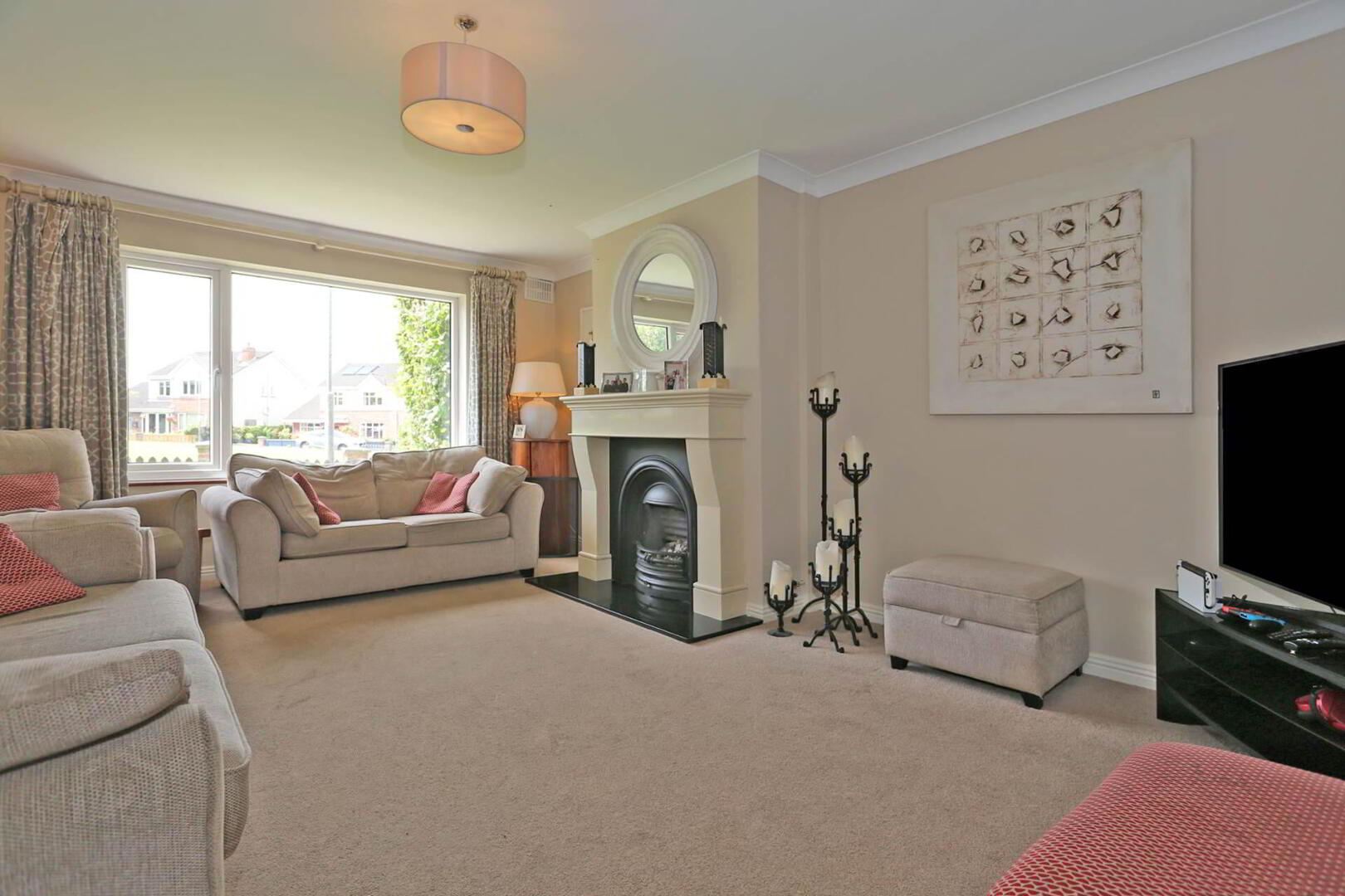 12 Ashmount 11 of 39