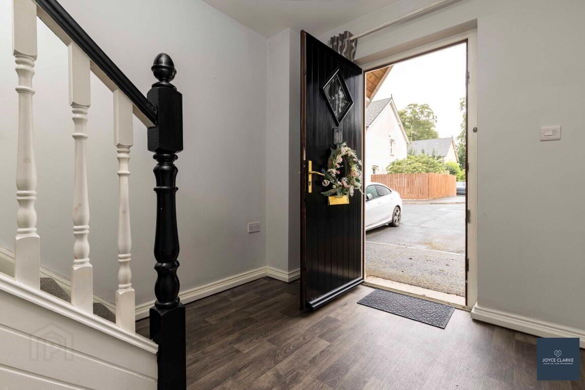 40 Strawhill Manor 6 of 31