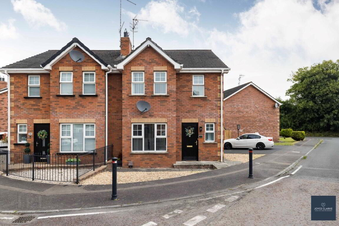 13 Bridgeford Meadows 1 of 33