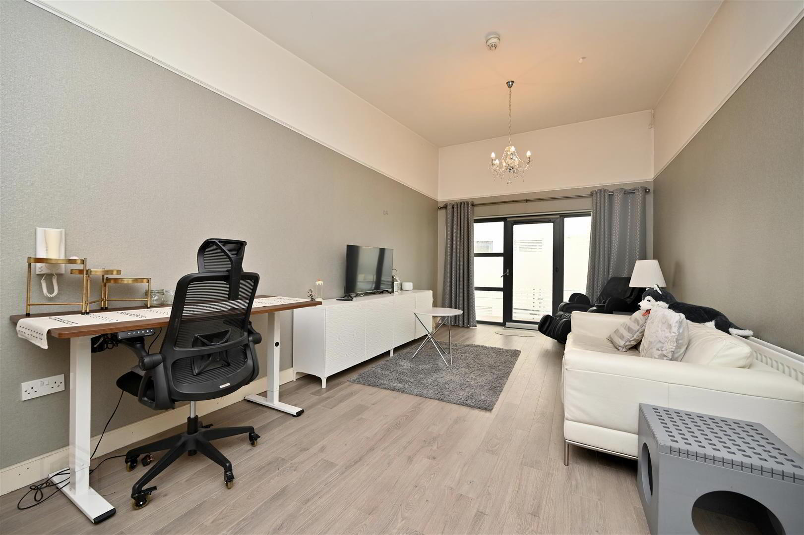 Apt 159 Victoria Place, 20 Wellwood Street 3 of 15