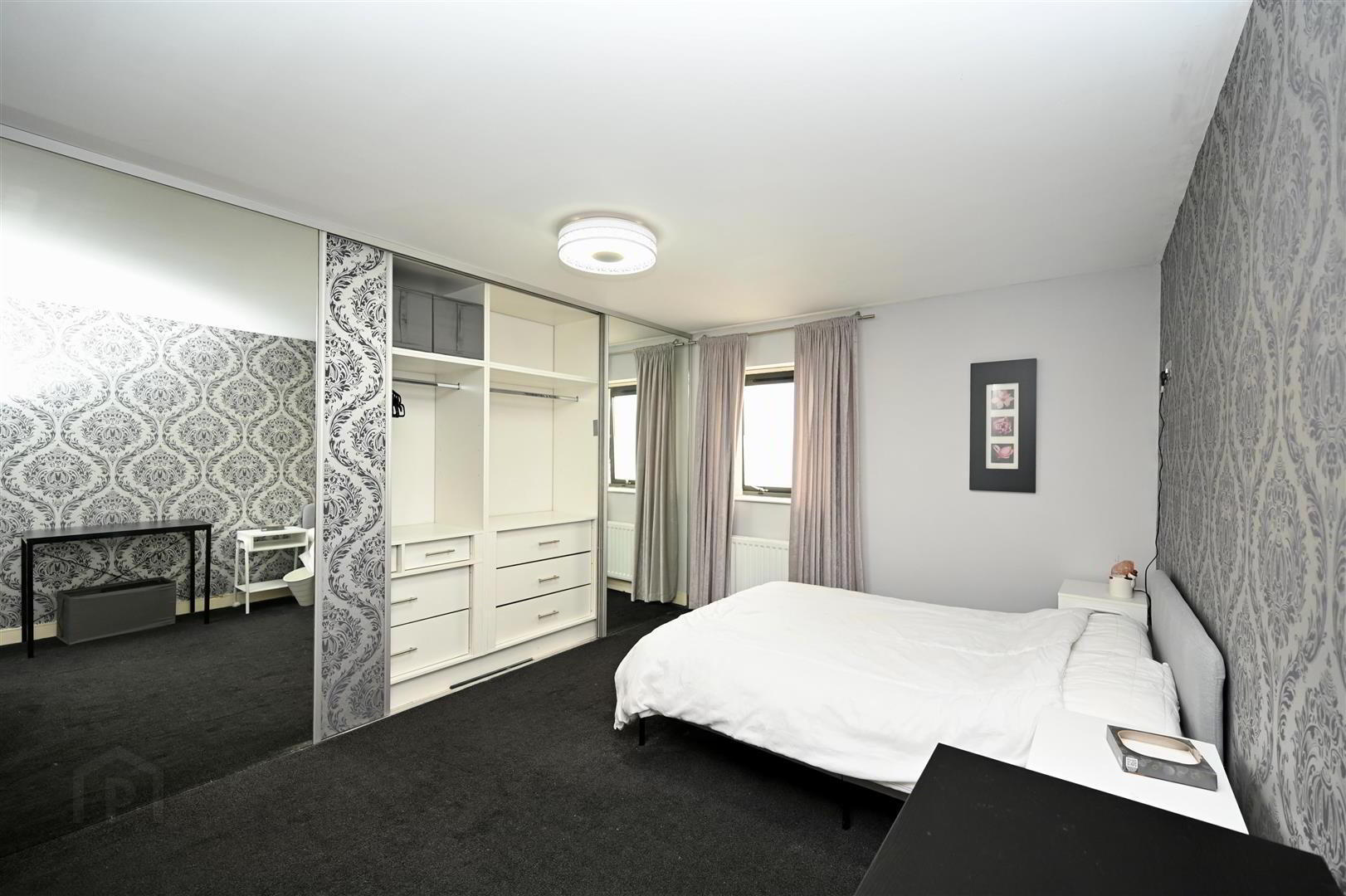 Apt 159 Victoria Place, 20 Wellwood Street 9 of 15