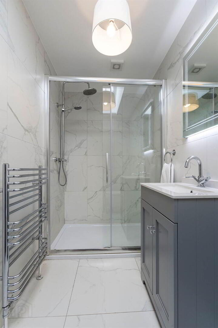 6 Corrstown Lane 30 of 51