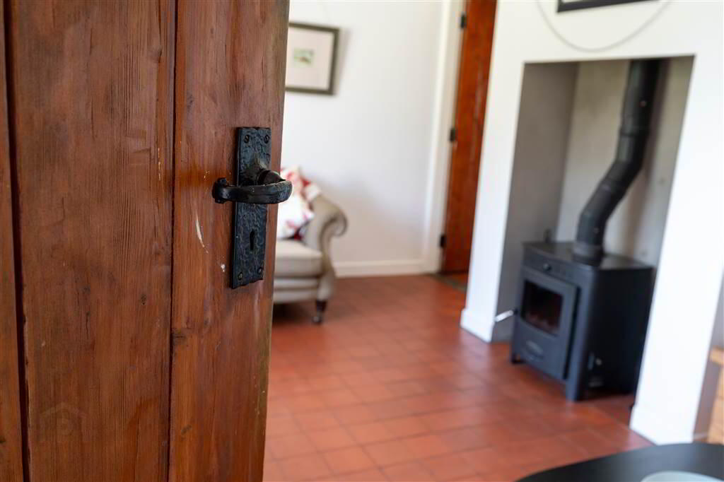 38 Dunnygarron Road 6 of 41