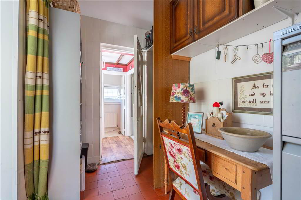 38 Dunnygarron Road 10 of 41