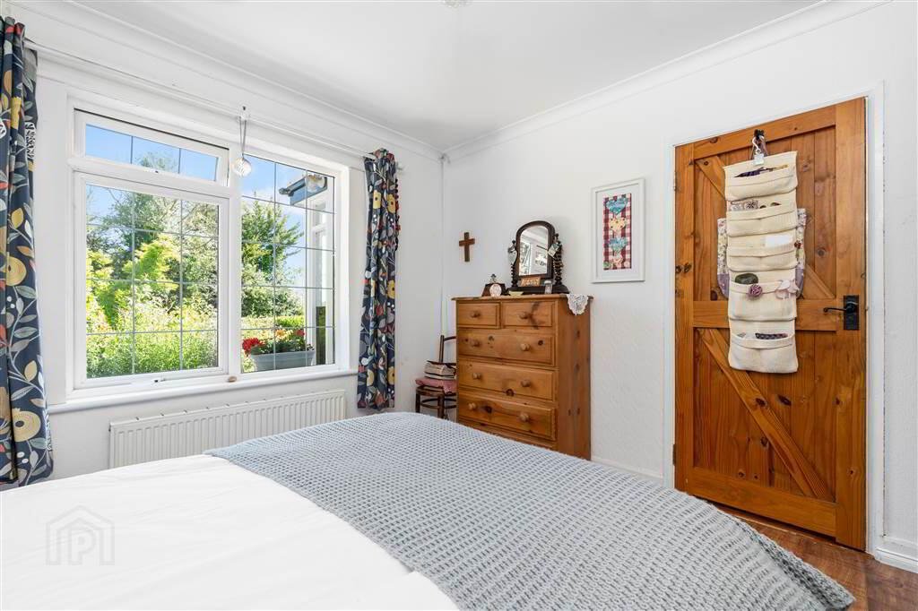 38 Dunnygarron Road 22 of 41