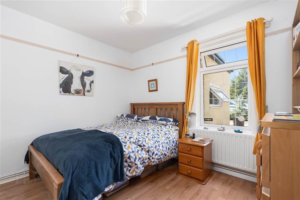 38 Dunnygarron Road 23 of 41