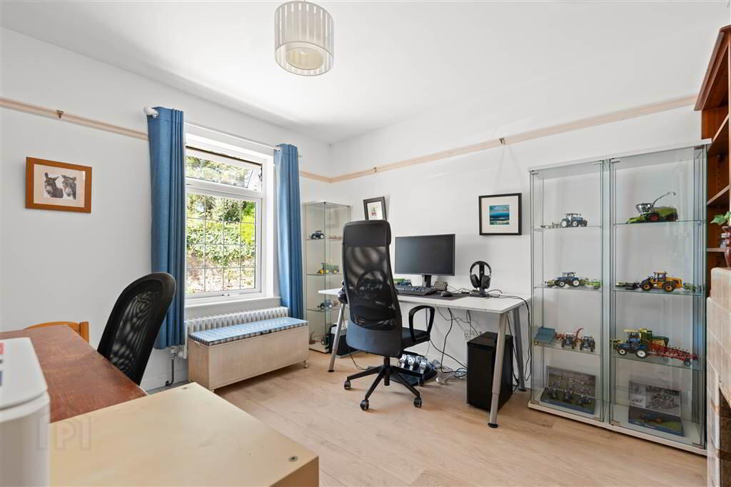 38 Dunnygarron Road 26 of 41