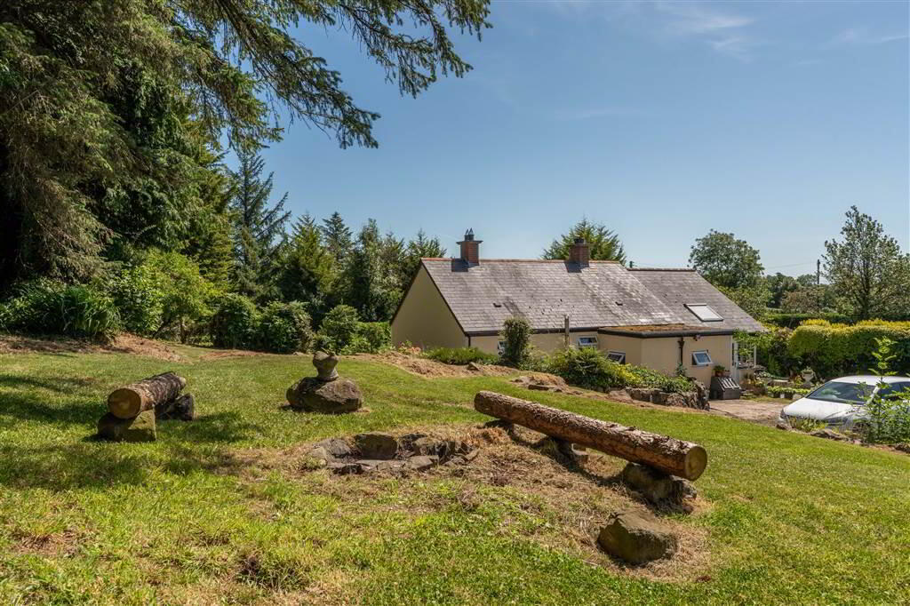38 Dunnygarron Road 34 of 41