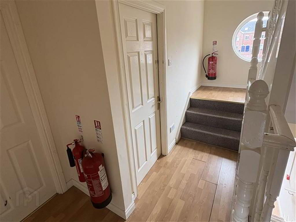 Apt8, Fitzwilliam Square 4 of 7