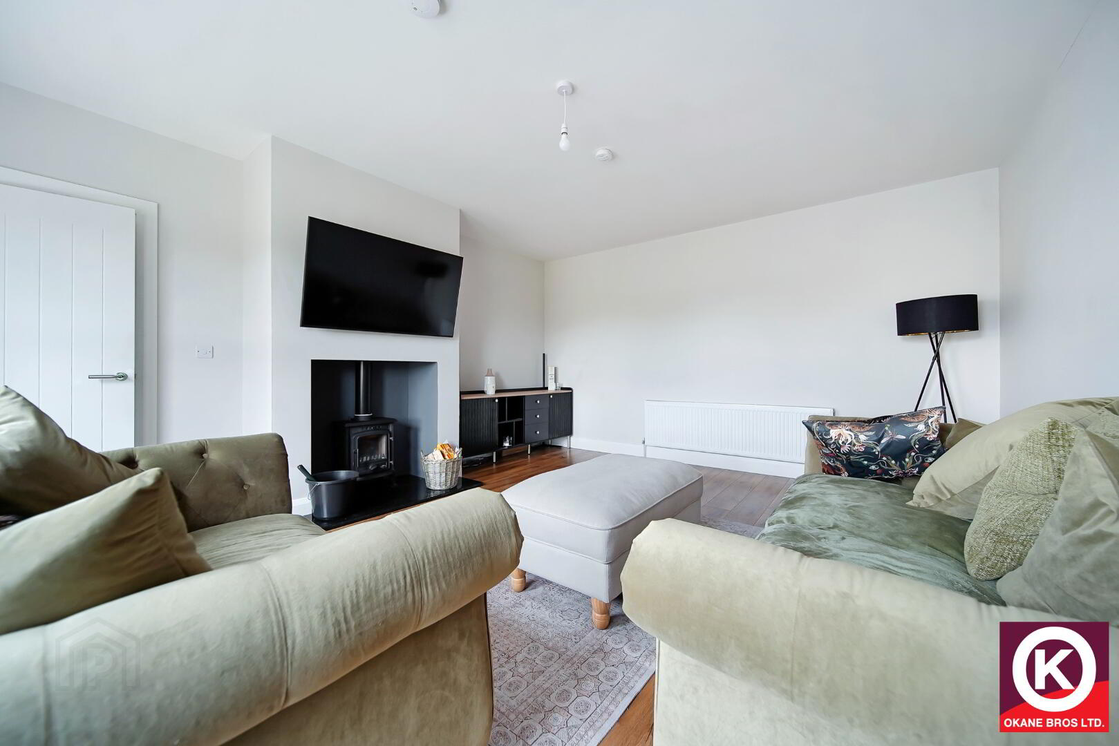 64 Loughview Court 8 of 45
