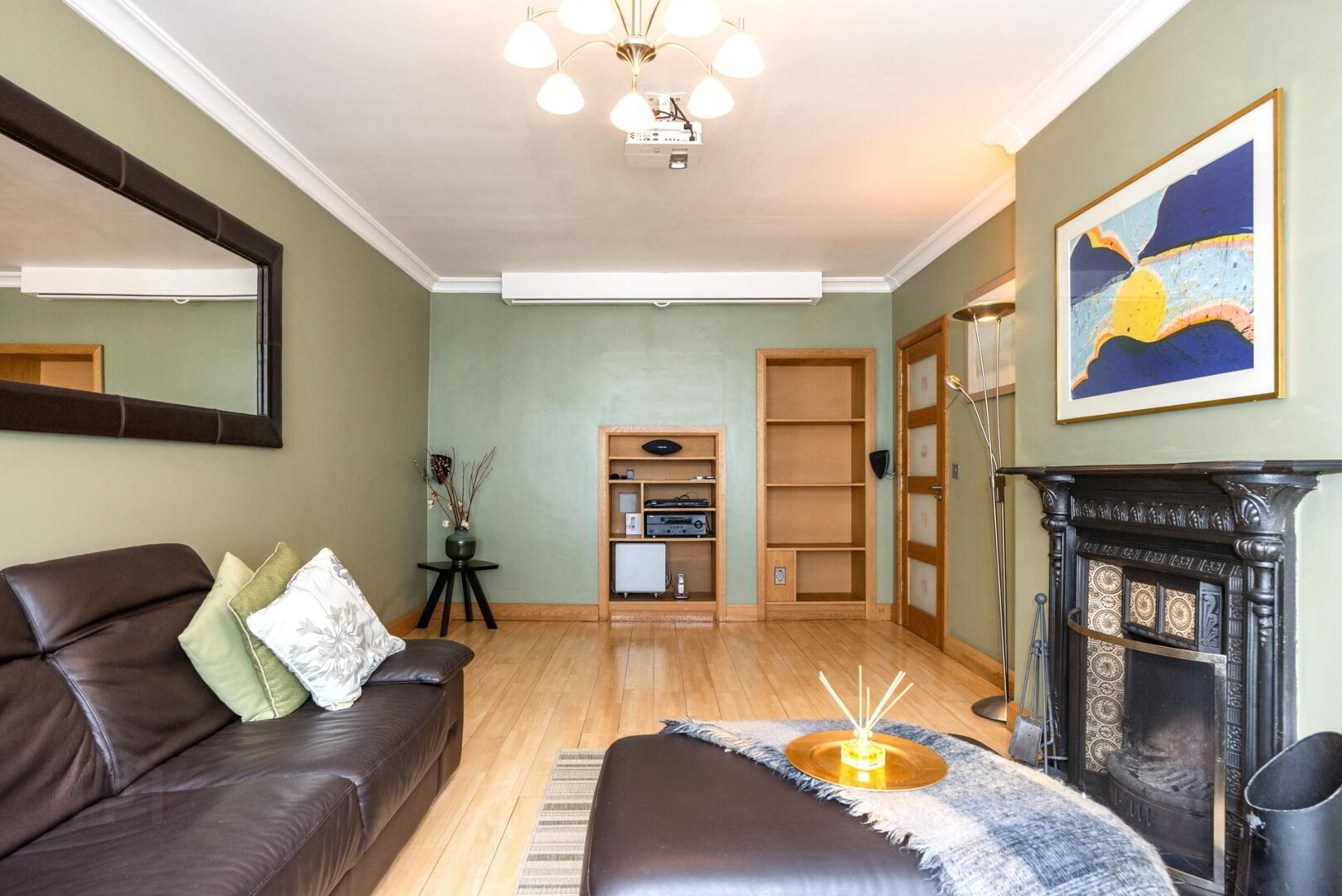 The Yellow House, 40 Lisburn Street 8 of 77
