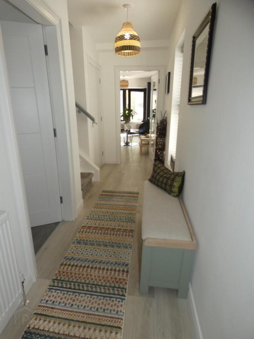 5 Millbrooke Avenue 9 of 37