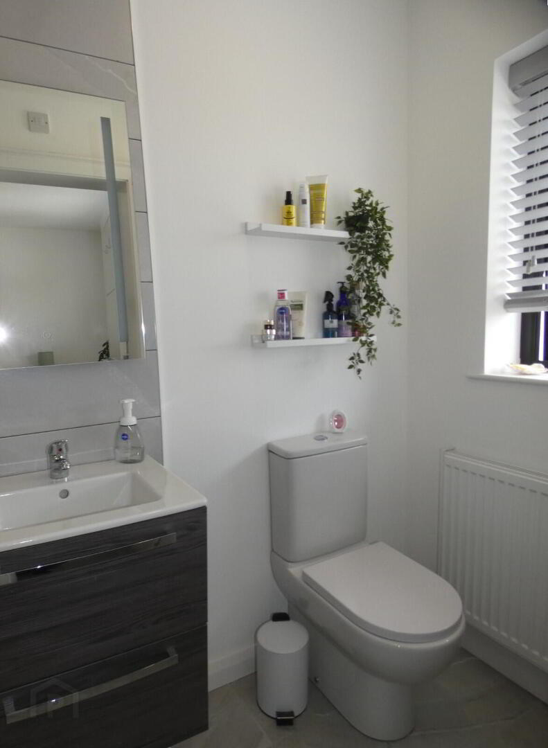 5 Millbrooke Avenue 25 of 37