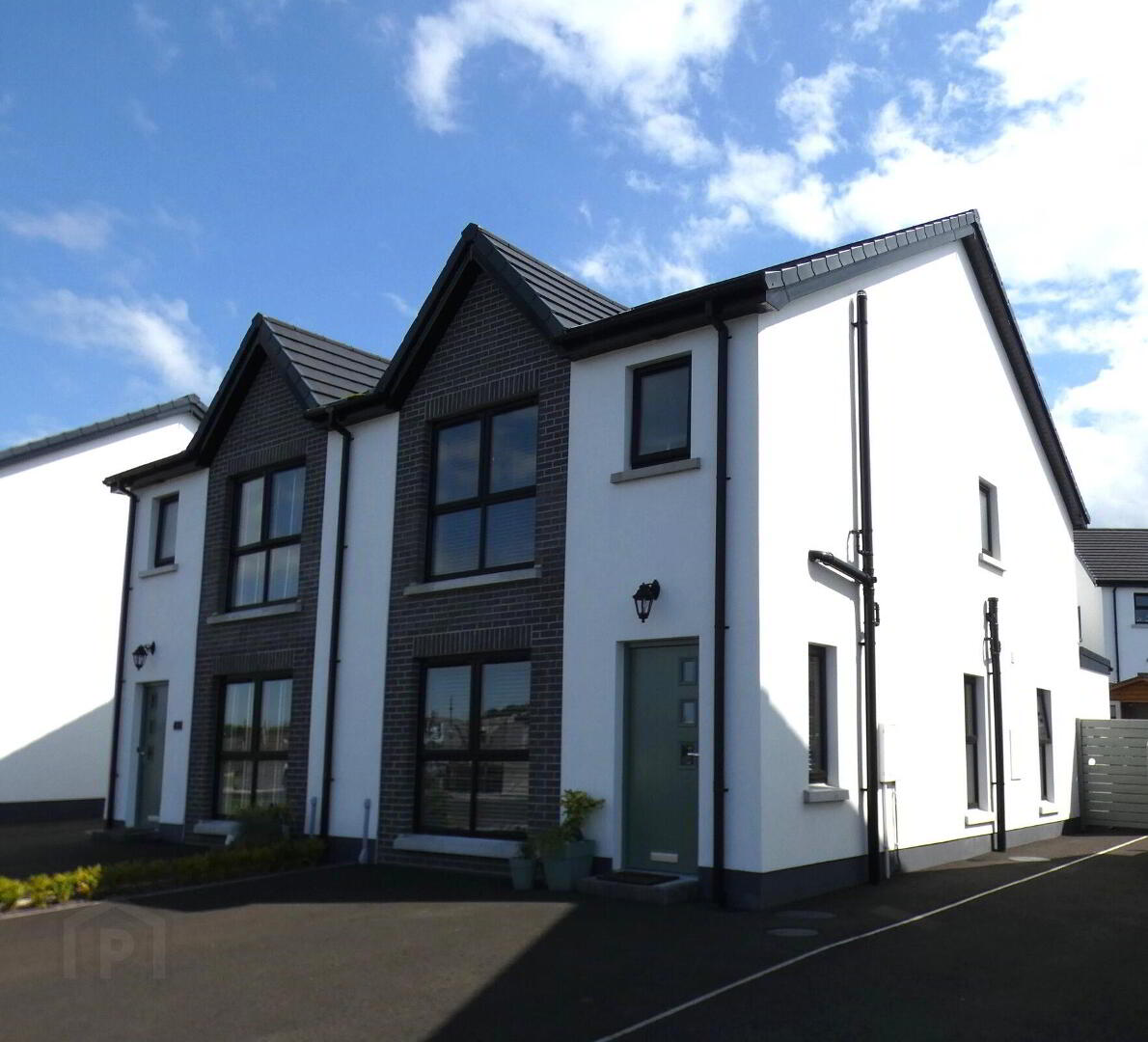 5 Millbrooke Avenue 1 of 37