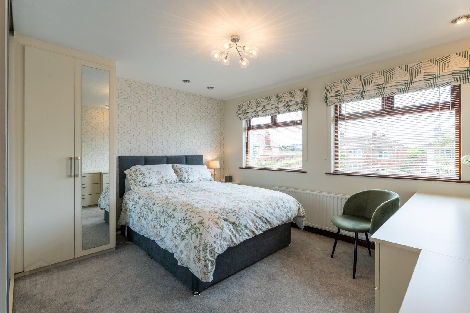 17 Kensington Park 29 of 54