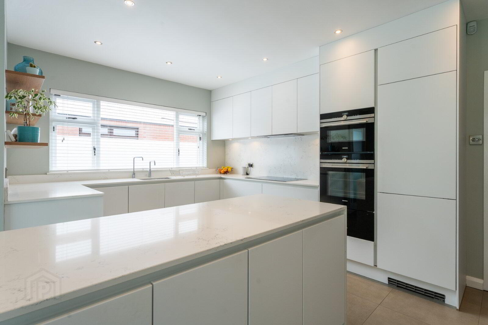 17 Kensington Park 21 of 54