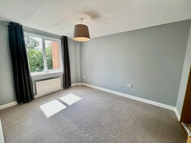Apartment 12 1b Mayfield Square 9 of 9