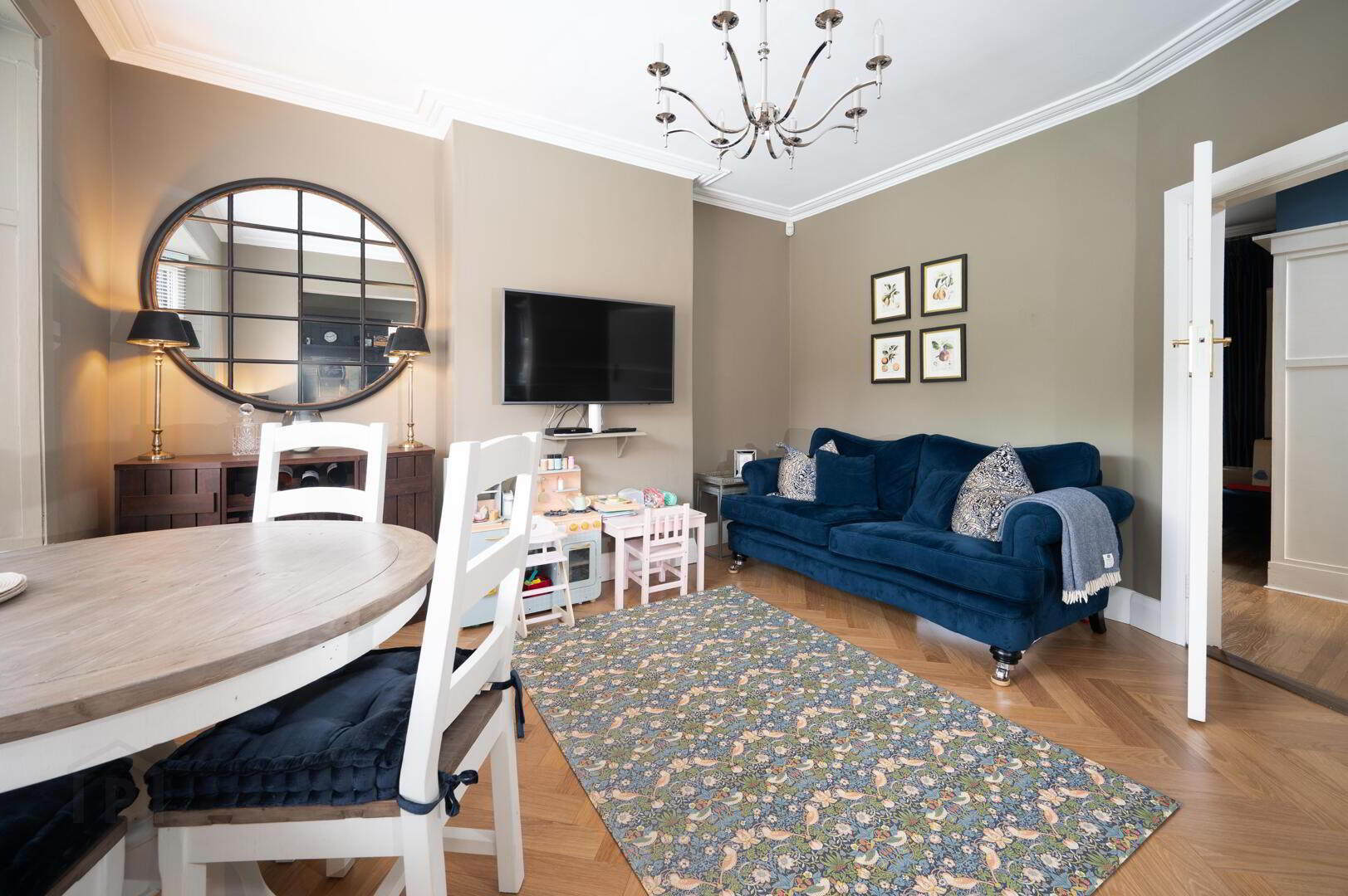 8 Newtownbreda Road 10 of 35