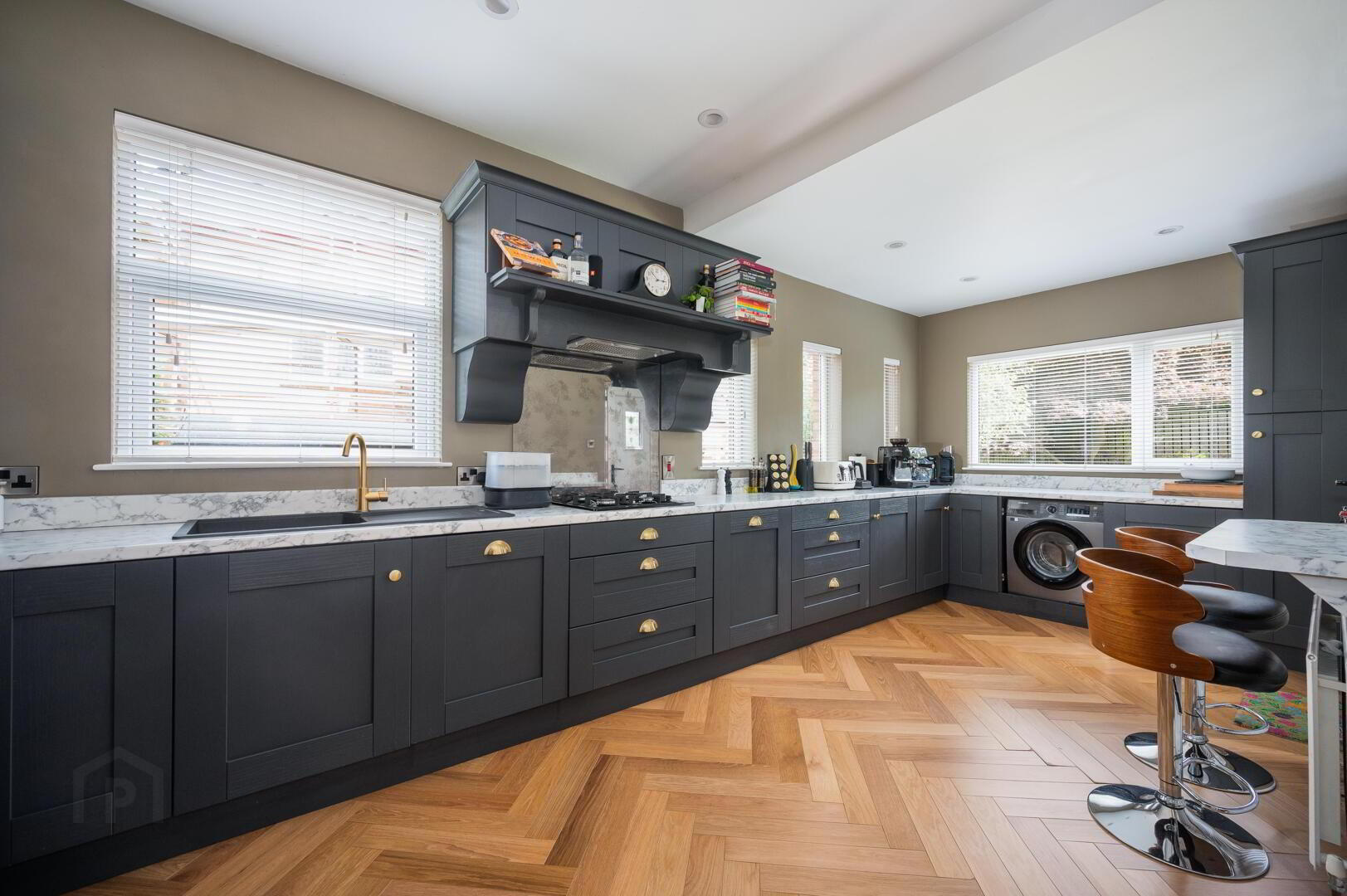 8 Newtownbreda Road 13 of 35