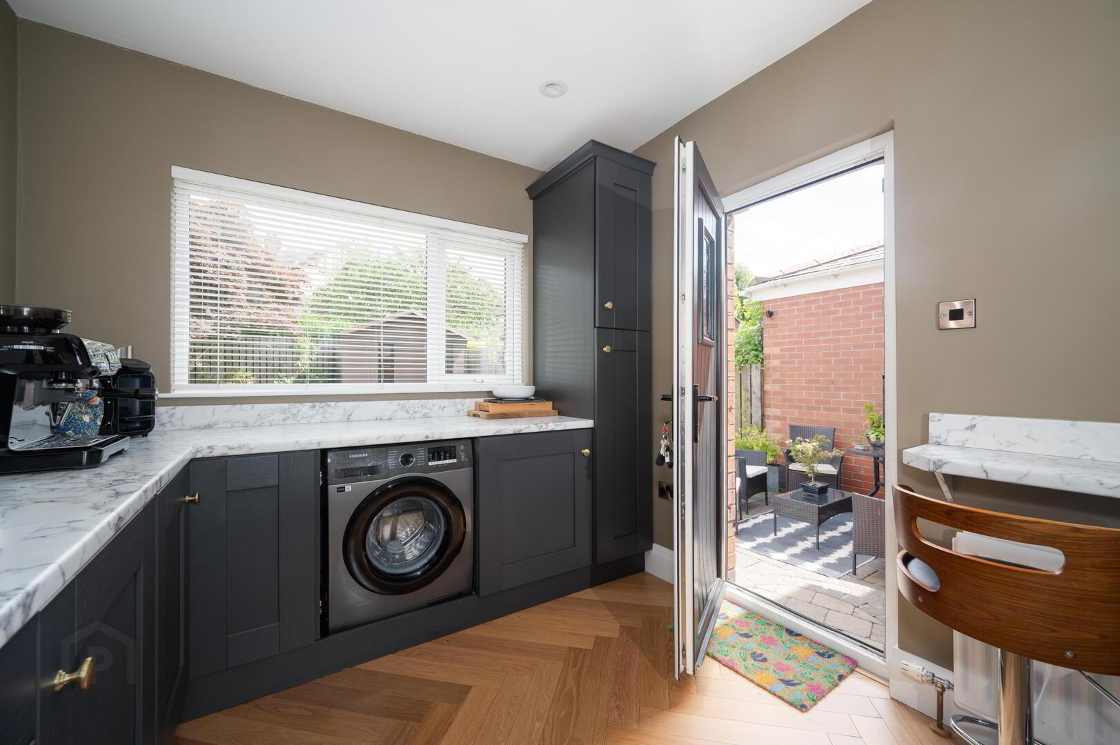 8 Newtownbreda Road 14 of 35