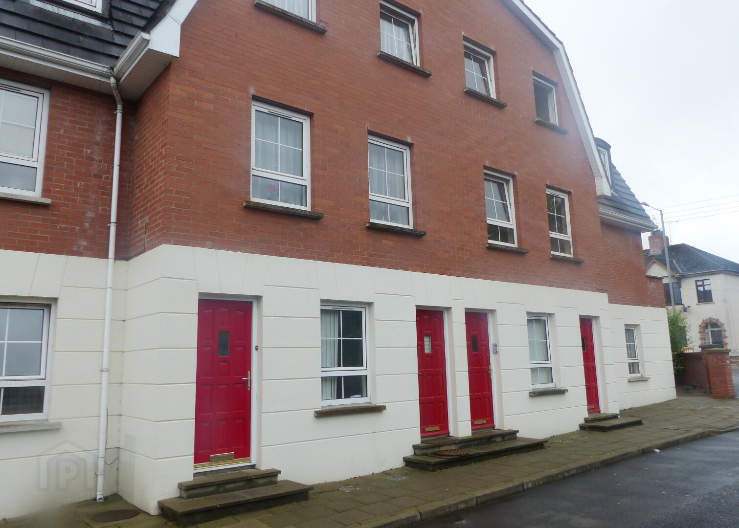 3 Regency Court 1 of 10