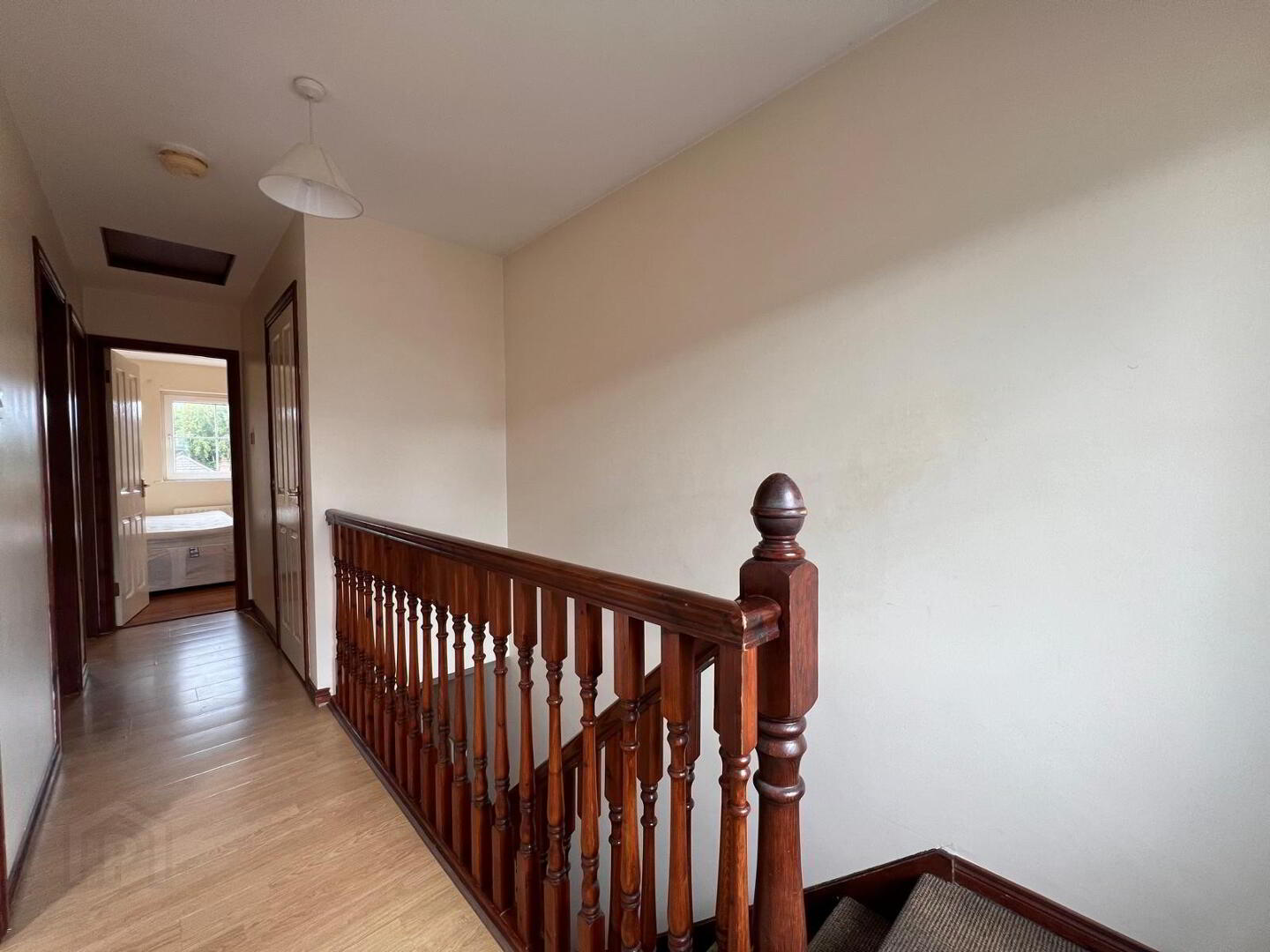property description image